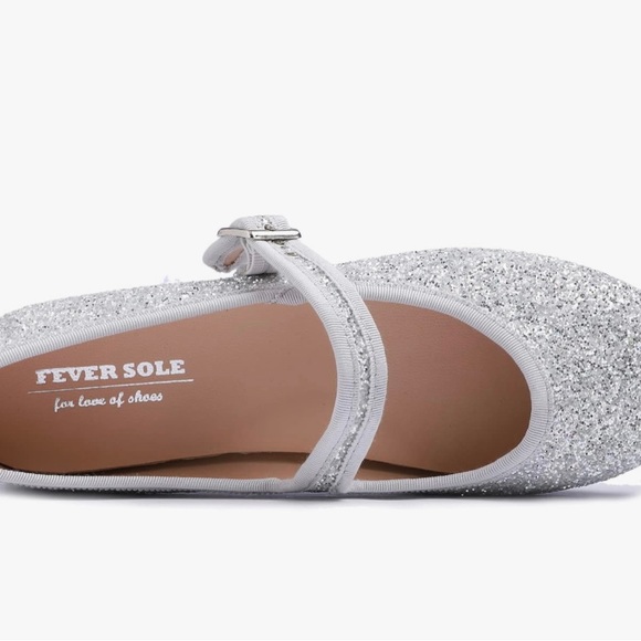 New in box women’s shoes - Picture 4 of 6